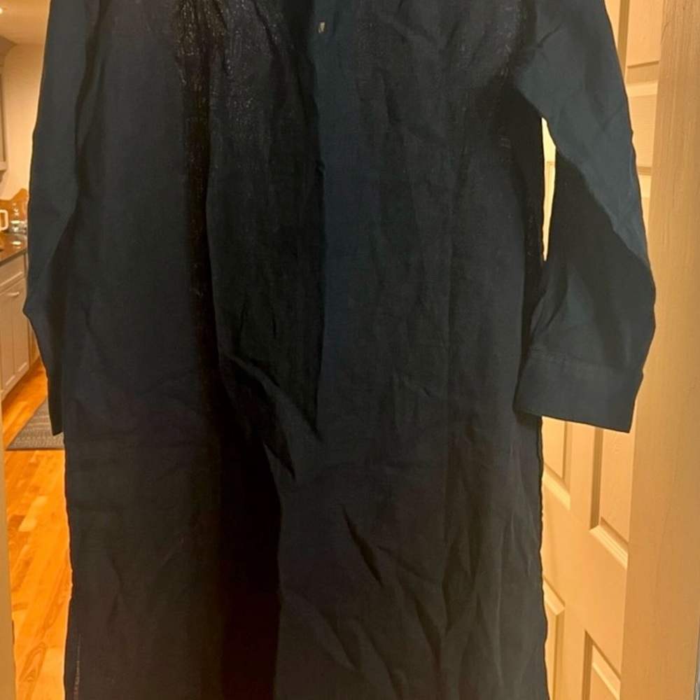 Vineyard Vines Linen Button down midi cover up with side slits - Picture 5 of 5